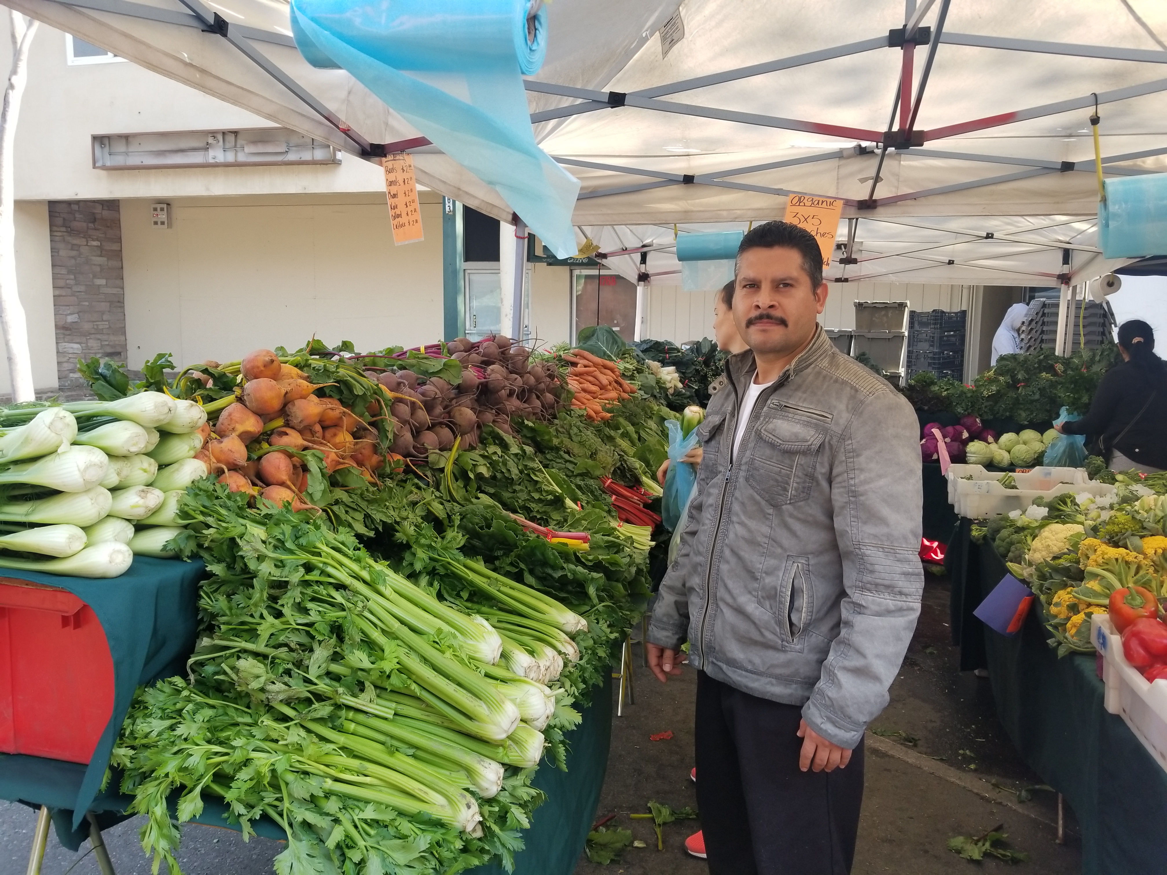 Image of man at Walnut Creek Farmers' Market