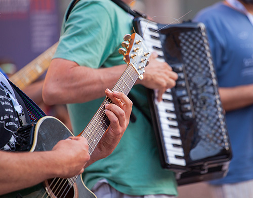 Live Entertainment for Active retired seniors in the Bay Area