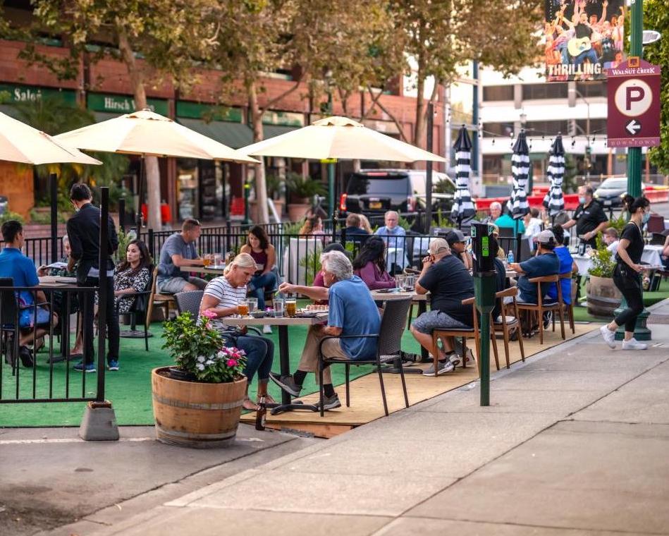 The downtown dining near The Heritage Downtown.